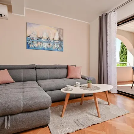 Modern Lara Apartament *