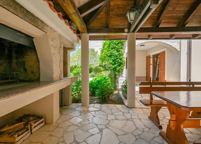 דירה Modern Lara מאלינסקה