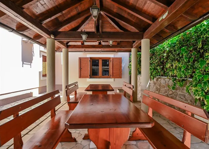 Apartment Modern Lara Malinska