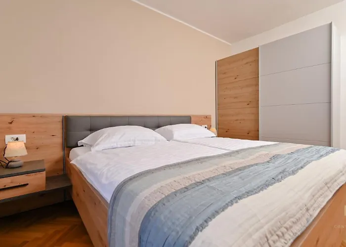 Apartment Modern Lara Malinska